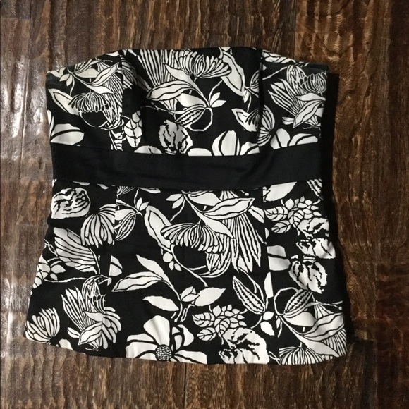 White House Black Market Tops - White House Black Market Strapless Top-Size 4(EUC)